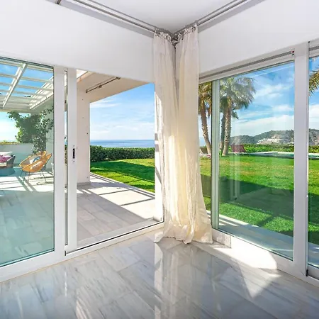 Deja Blue Villa