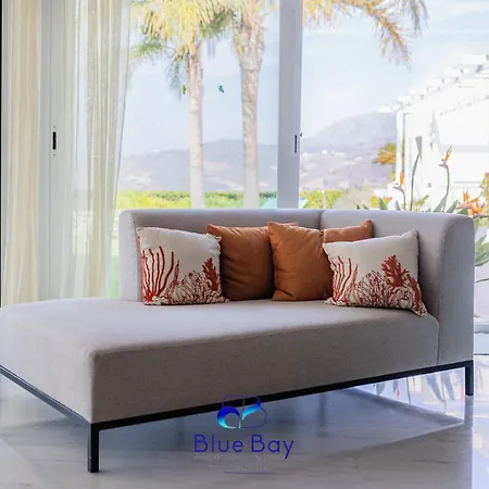 Villa Deja Blue
