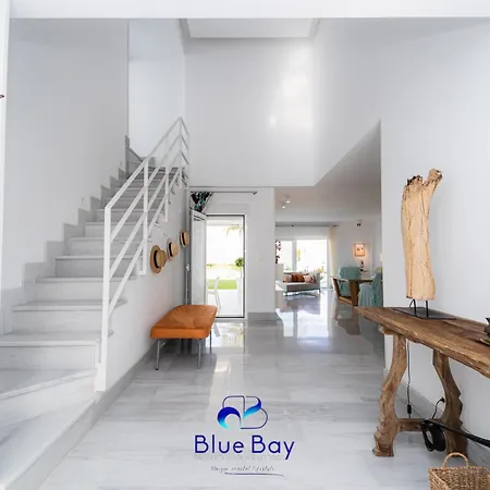 Deja Blue Villa *