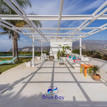 Villa Deja Blue