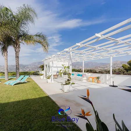 Villa Deja Blue